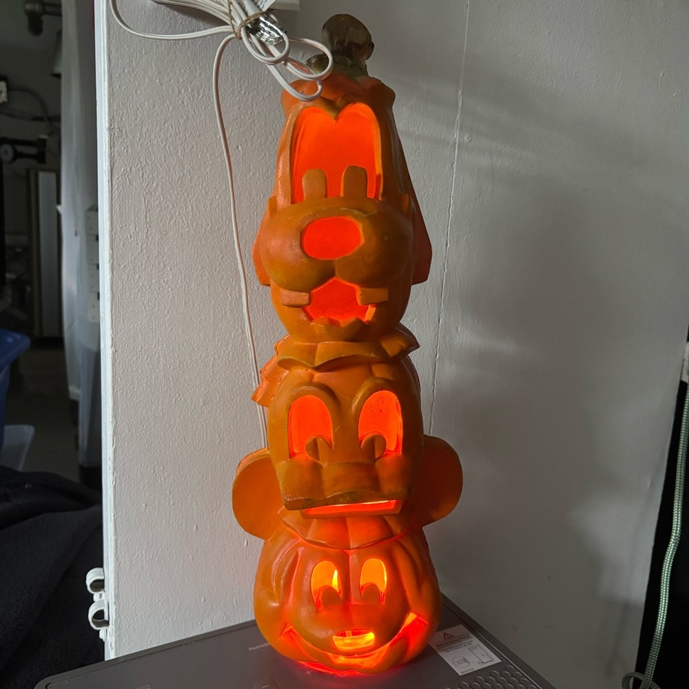 Vintage Disney Trendmasters Lighted Foam Blow Mold Pumpkin Goofy Donald Mickey